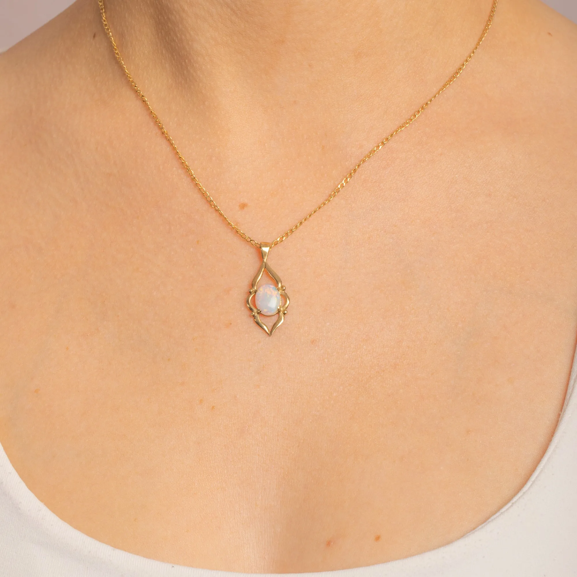 9ct Gold Opal Charm, 0.20ct