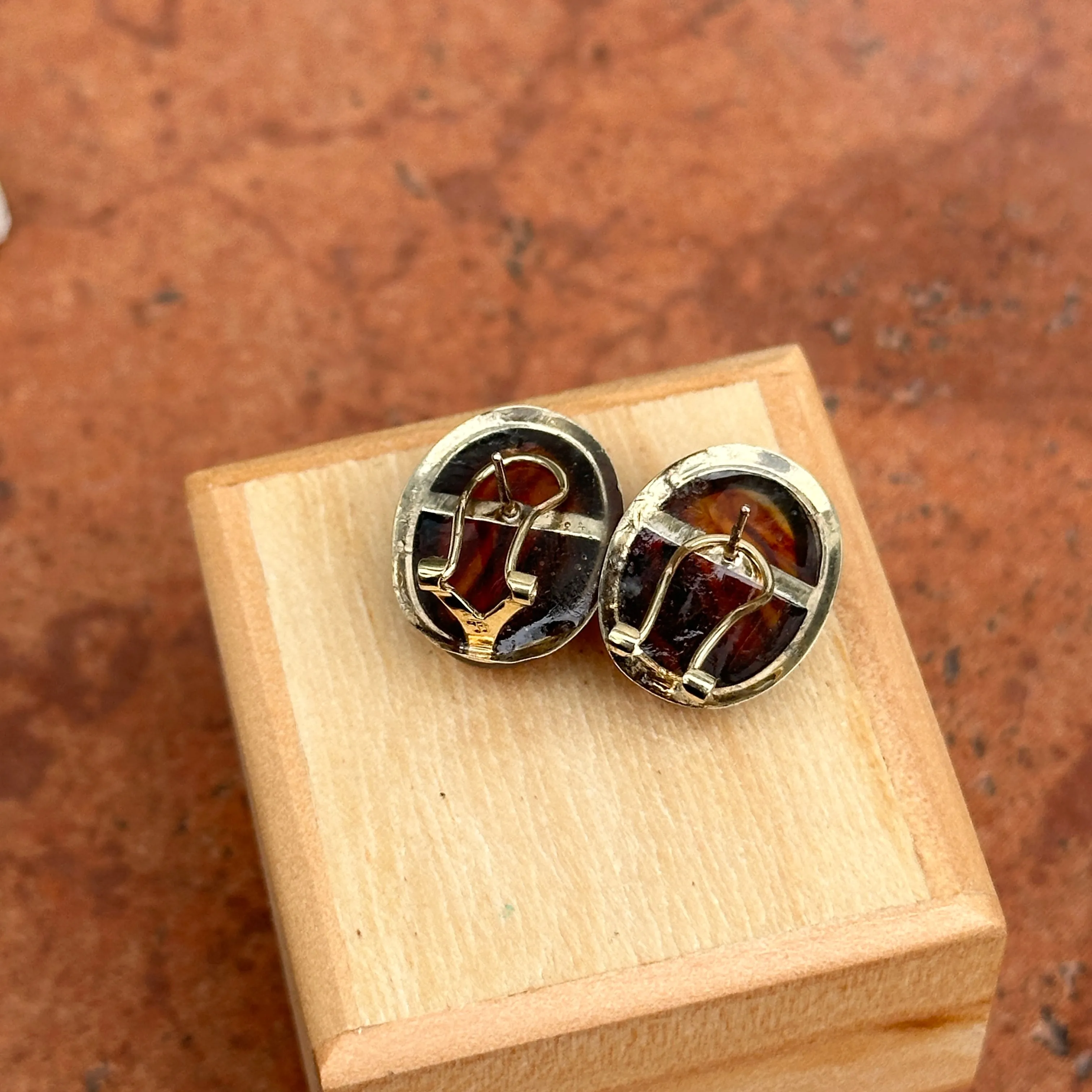 Estate 14KT Yellow Gold Oval Bezel Amber Omega Earrings