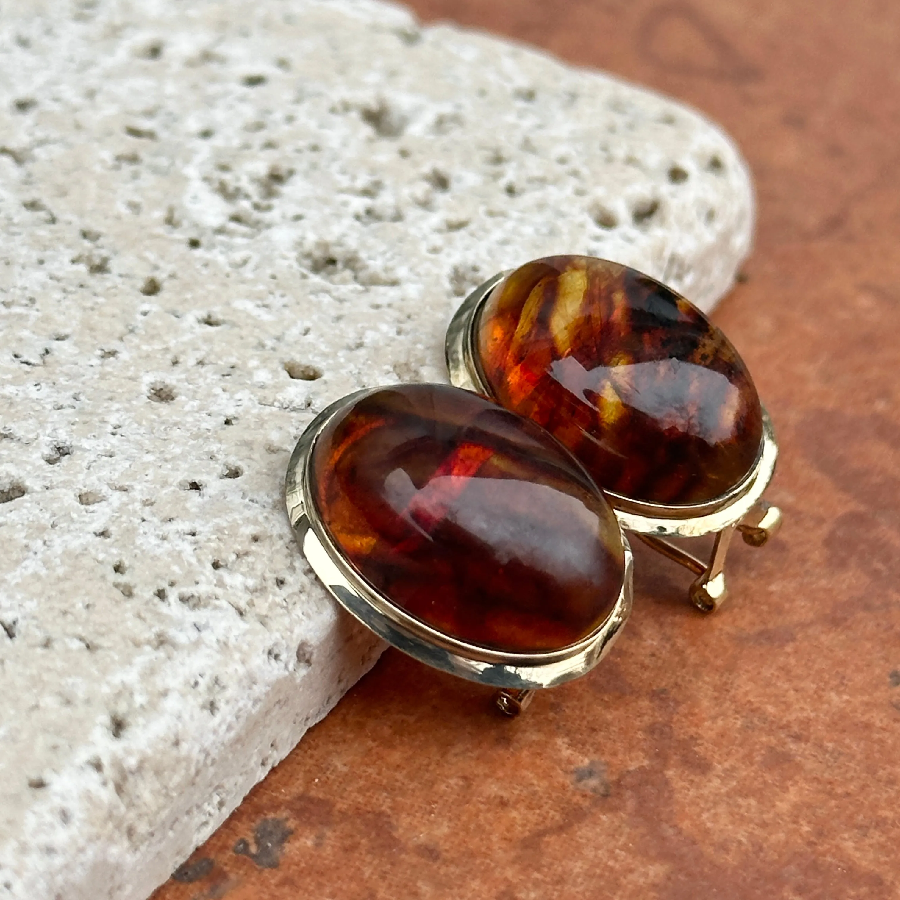 Estate 14KT Yellow Gold Oval Bezel Amber Omega Earrings