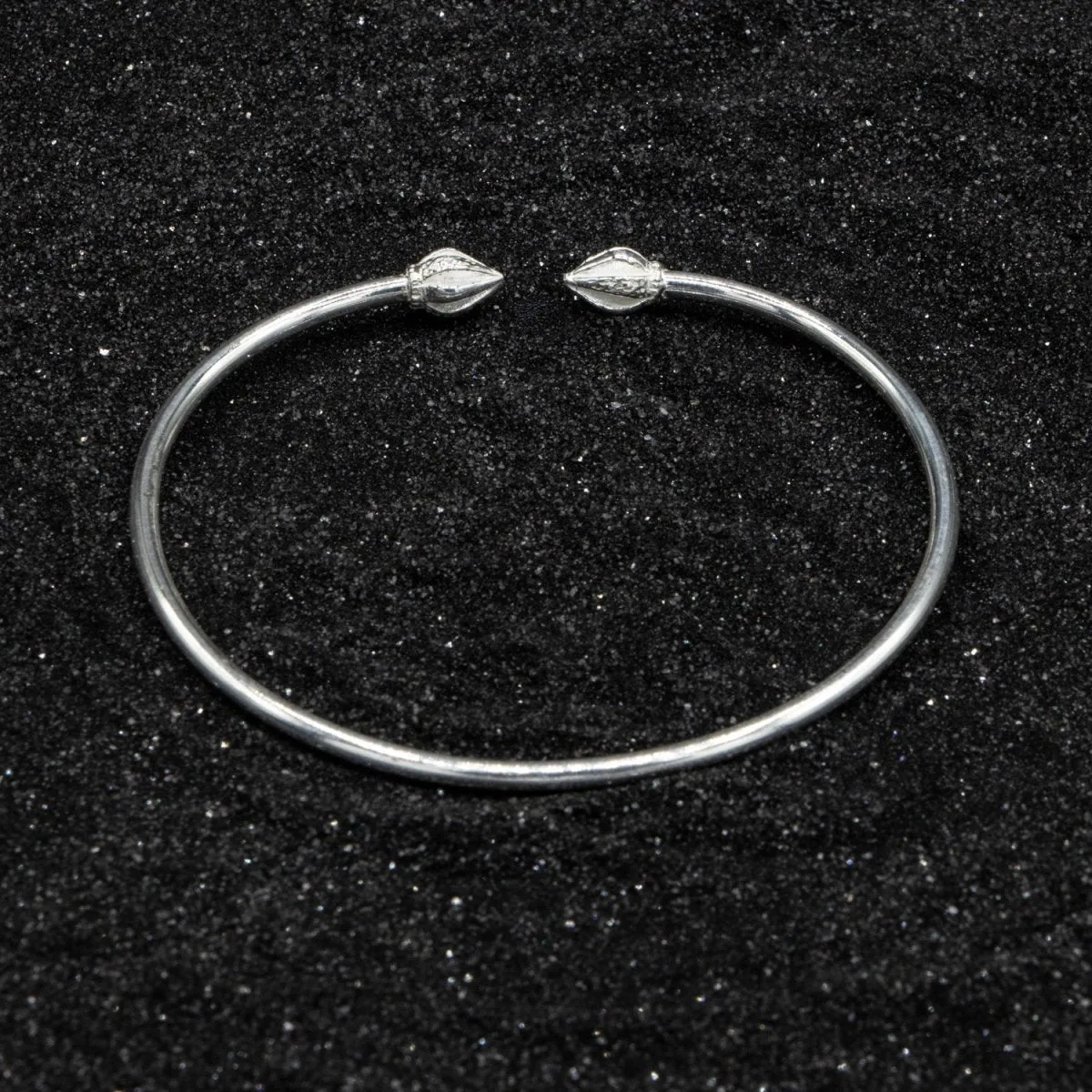 Extra Light Plain Cocoa Pod Bangle