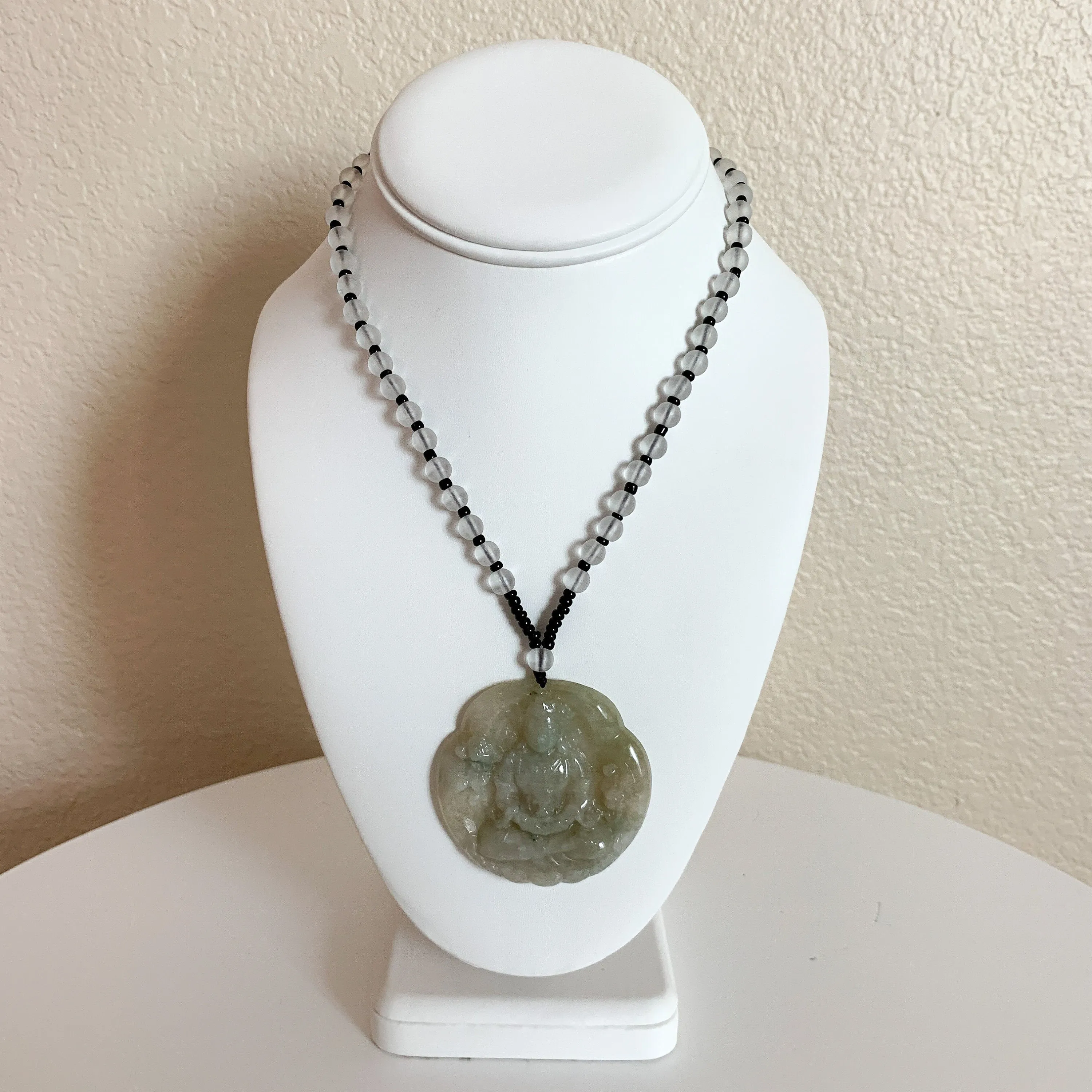 Jadeite Jade Guan Yin Avalokiteshvara, Quan Am, Carved Pendant Necklace, YJ-0321-0319321