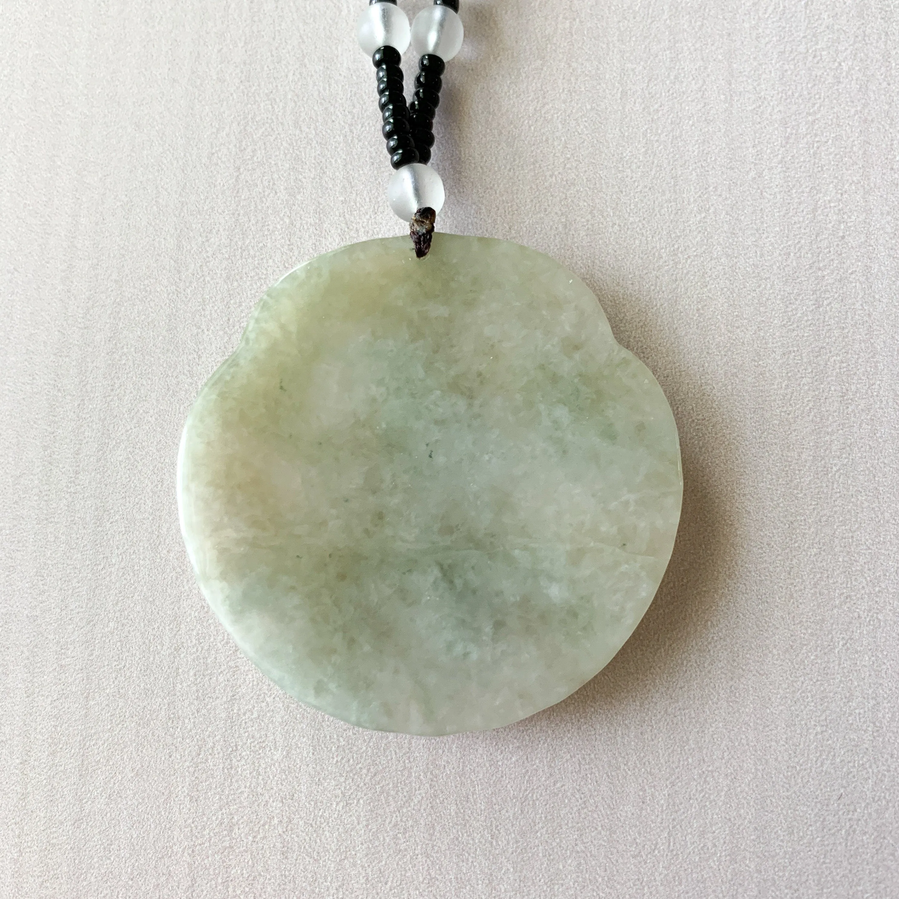 Jadeite Jade Guan Yin Avalokiteshvara, Quan Am, Carved Pendant Necklace, YJ-0321-0319321