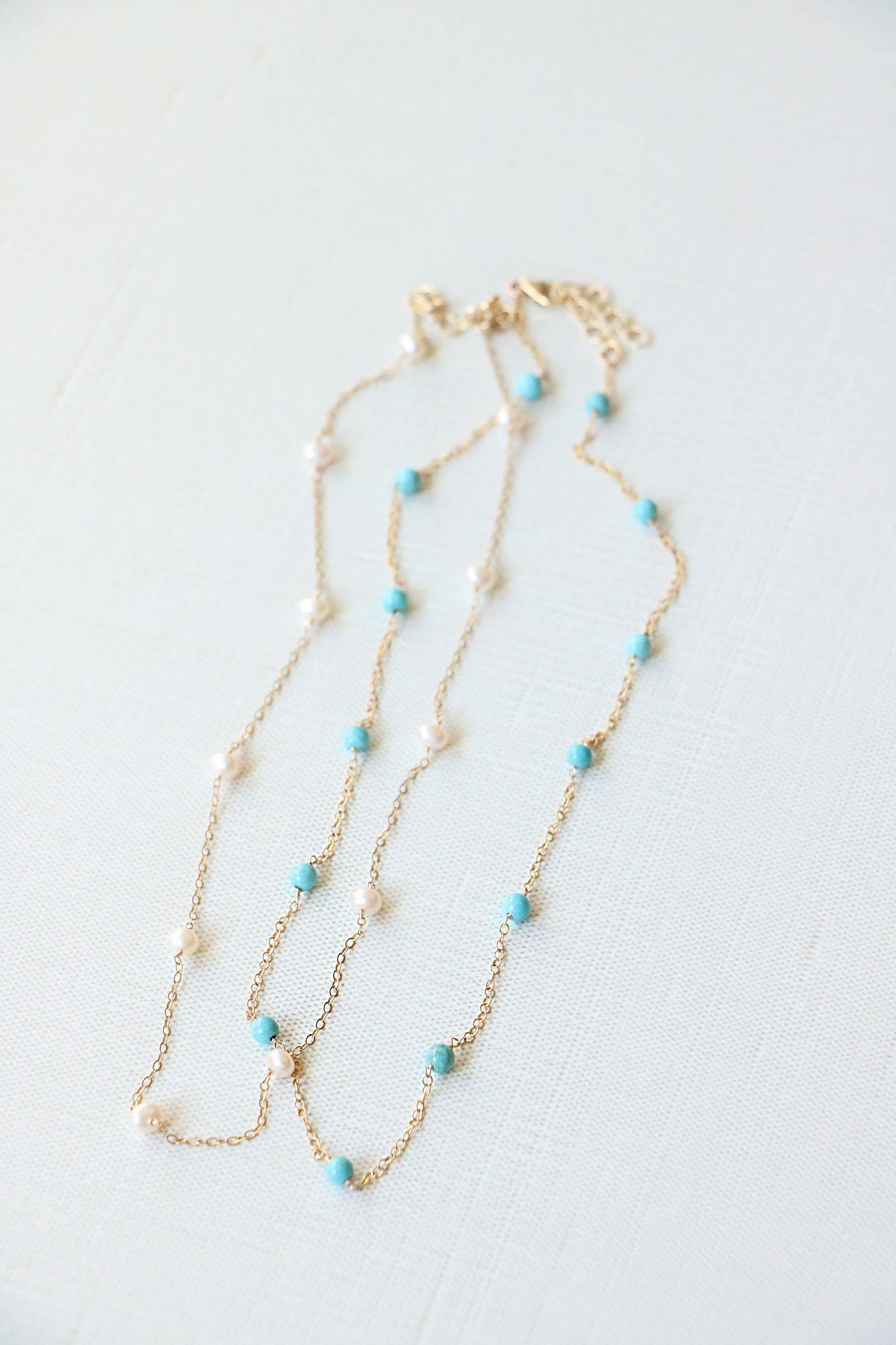 pop of turquoise necklace { gold }